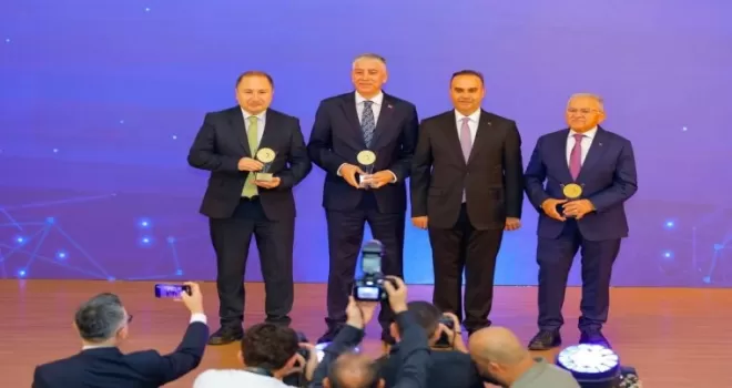 Kayseri Büyükşehir’e ’RES’ ödülü