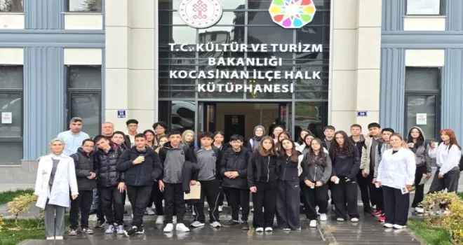 Kayseri Kocasinan’dan gençlere kitap tahlil etkinliği