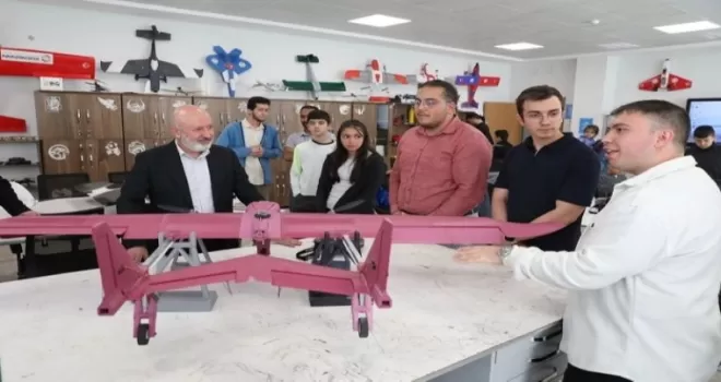 Kayseri Kocasinan İnovasyon Merkezi’ne yabancı öğrencilerden tam not