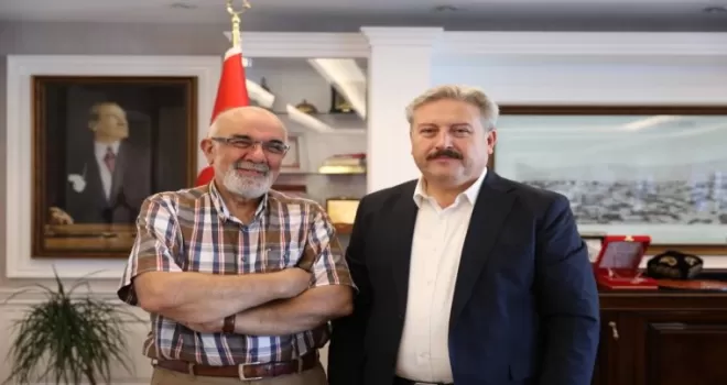 Kayseri Melikgazi Belediyesi’nden öğrencilere kırtasiye desteği