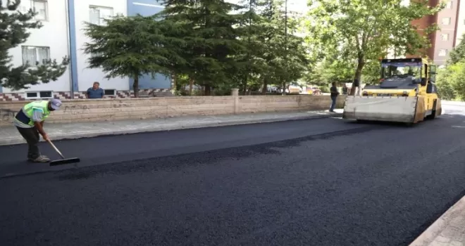 Kayseri Melikgazi’den ulaşımı rahatlatacak asfalt çalışması
