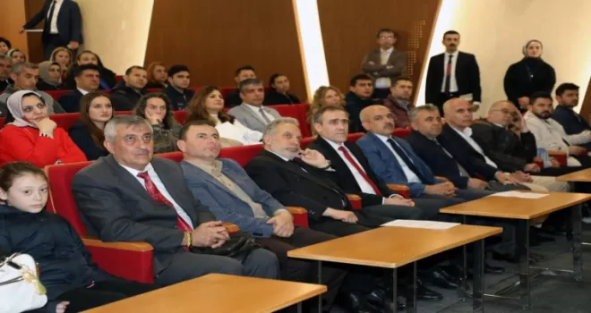 Kayseri Talas’ta atıklar sanata dönüşüyor