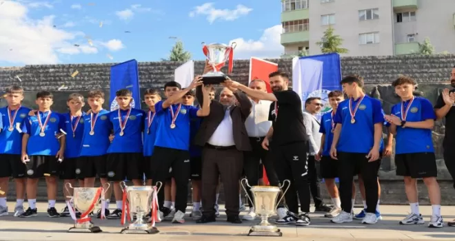Kayseri Talas’ta Sporcu Fabrikası’ndan 2 yeni oyuncu