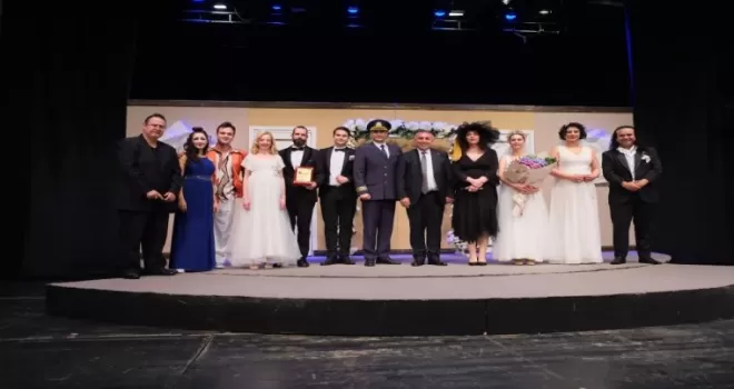 “Kendime Kıyamam” Adana seyircisinden tam not aldı