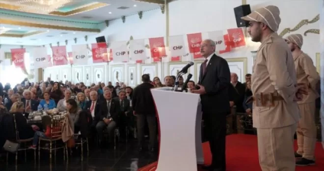 Kılıçdaroğlu, şehit ve gazi aileleriyle buluştu