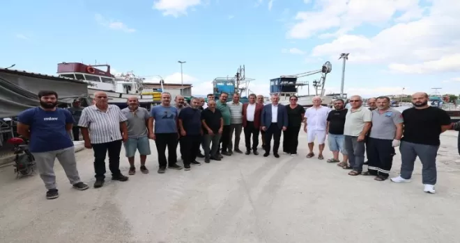 Kocaeli’de Başan Büyükakın balıkçılarla geleneği bozmadı