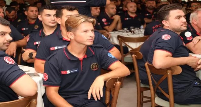 Kocaeli’de Başkan Büyükakın itfaiyecilerle buluştu