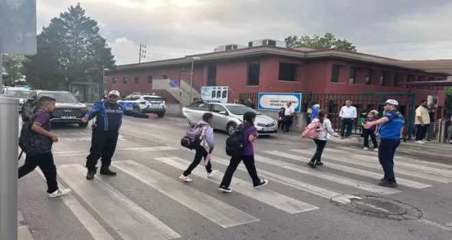 Kocaeli’de ders ziliyle birlikte zabıta tedbiri sıklaştırdı