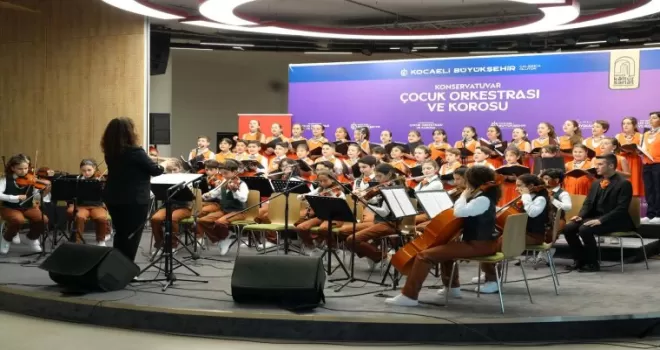 Kocaeli’de geleceğin sanatçıları ayakta alkışlandı
