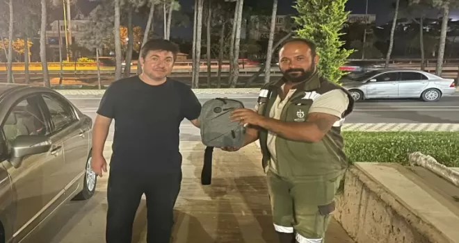 Kocaeli’de temizlik personelinden örnek davranış