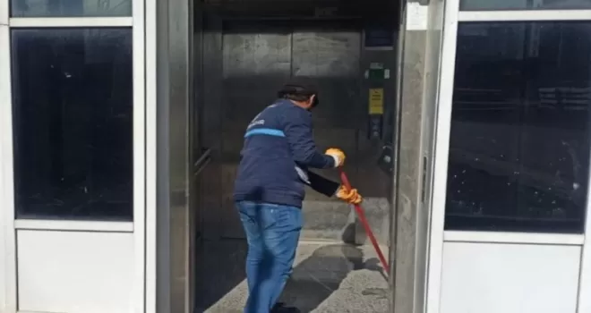 Kocaeli’de üst geçitlere hijyen dokunuşu