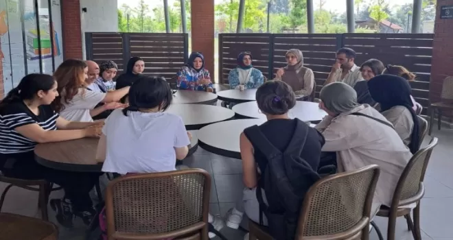 Kocaeli Kütüphanesi’nde ’Bi Mola’