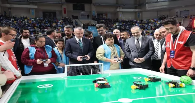 KODELİG’26 Ulusal Robot Yarışması başladı