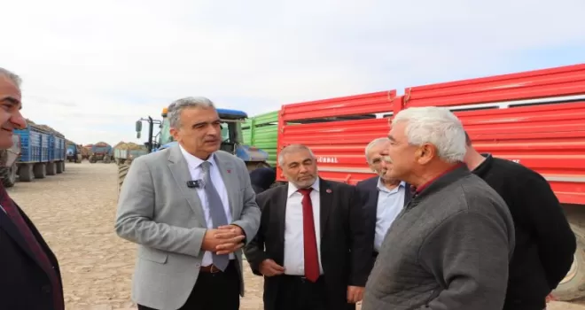 Konya’da Demirel çiftçilerin sorunlarını dinledi