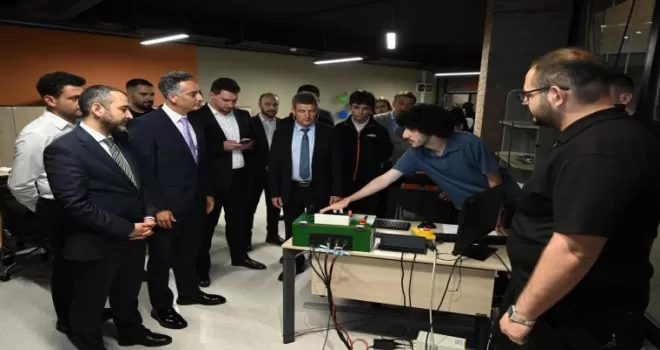 Konya’da “EngıneerHub”ta geleceğin mühendisleri sertifikalandı