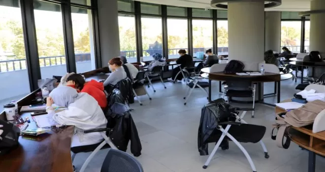 Konya Karatay’da bu kütüphane rezervasyonla çalışıyor