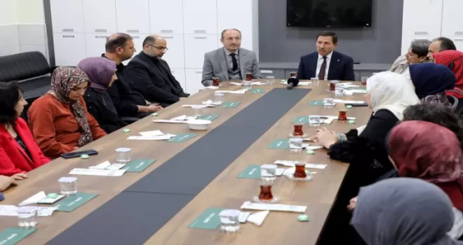 Konya Karatay’da halı saha müjdesi