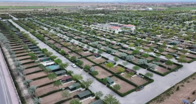 Konya Karatay’da hobi bahçelerinde üretim zamanı