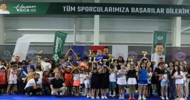Konya Karatay’da tenis coşkusu: Şampiyonlar belli oldu