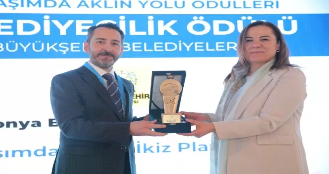 Konya’nın ’Ulaşımda Dijital İkizi Platformu’na belediyecilik ödülü