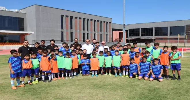 Konya Selçuklu’da minik sporculara ziyaret