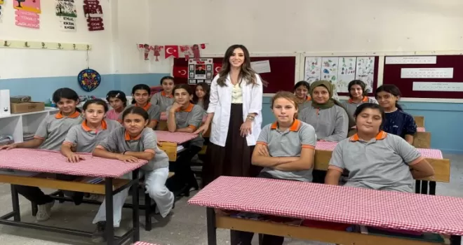 Kozluk’ta kız öğrencilere yönelik ergenlik eğitimi