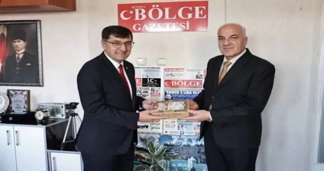 Kütahya Belediye Başkanı Kahveci’den yerel basın ziyareti