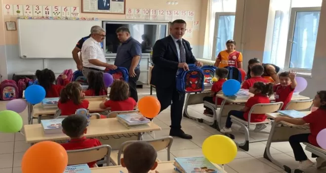 Lalapaşa Belediyesi’nden eğitim desteği