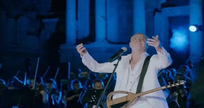 Levent Yüksel’den Pamukkale’de büyüleyici konser