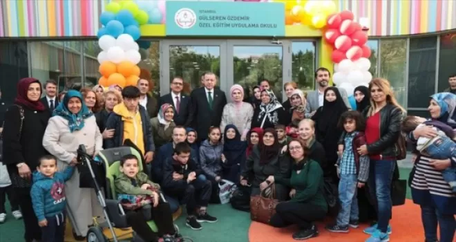 Limak Vakfı'nın engelli çocuklar için yaptığı okul açıldı