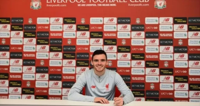 Liverpool Robertson'ın sözleşmesini uzattı