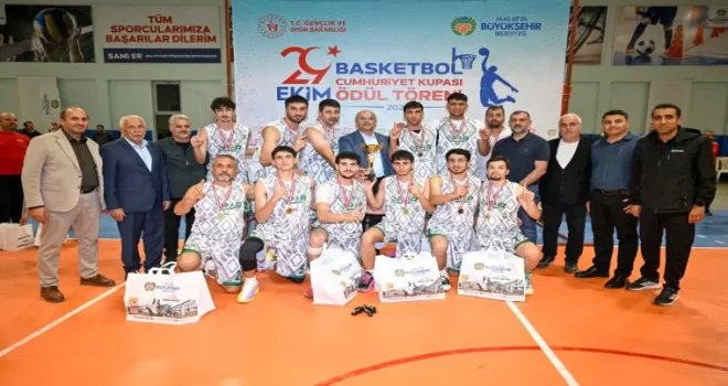 Malatya’da 29 Ekim Cumhuriyet Kupası sahiplerini buldu