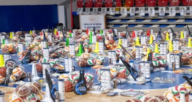 Malatya’da 300 okula spor malzemesi desteği