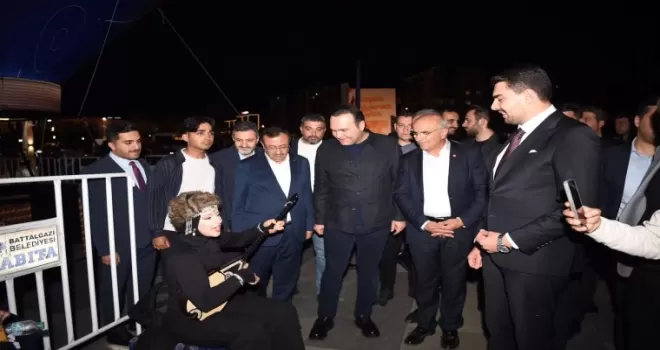 Malatya’da Başkan Er’den gençlere yatırım mesajı
