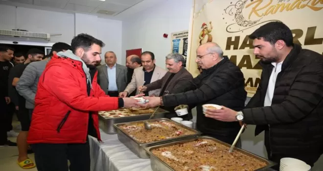 Malatya’da Başkan Er, öğrencilere gençlik yatırımlarını tanıttı