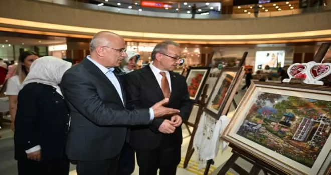 Malatya’da kadın ve engelli kursiyerlerden el emeği sergisi