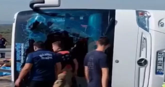 Manisa’da feci kaza! Bursa’dan hareket etmişlerdi... Çok sayıda ölü var!