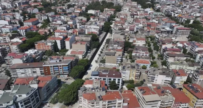 Manisa Salihli’de 4 caddeye sıcak asfalt