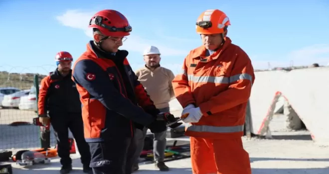 Mardin Büyükşehir personeline “Afet Müdahale Eğitimi