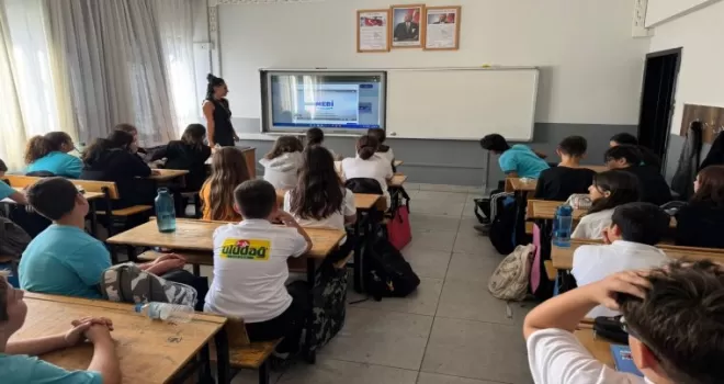 MEBİ Platformu Bursa’daki okullarda eş zamanlı tanıtıldı