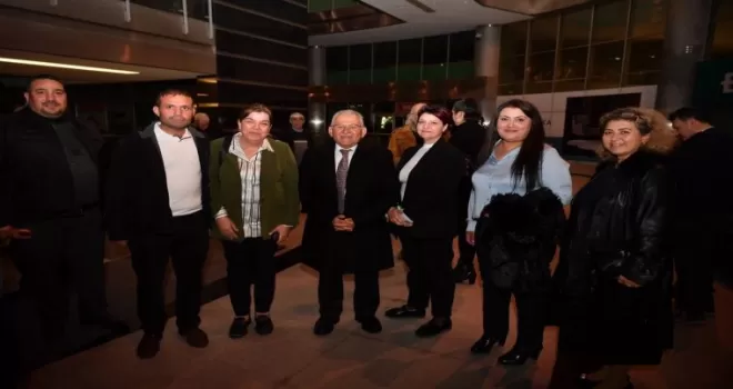 Memduh Büyükkılıç iftar sofrasında esnafla buluştu