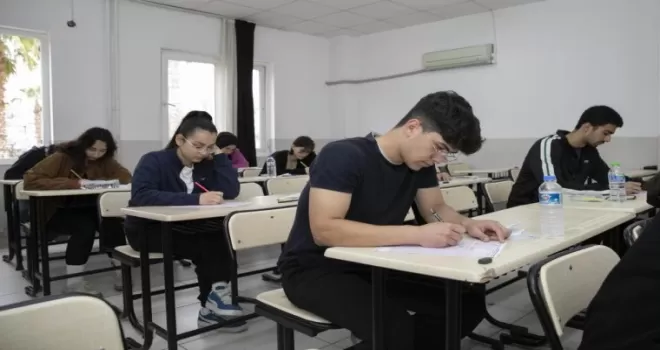 Mersin Büyükşehir’den gençlere eğitimde tam destek
