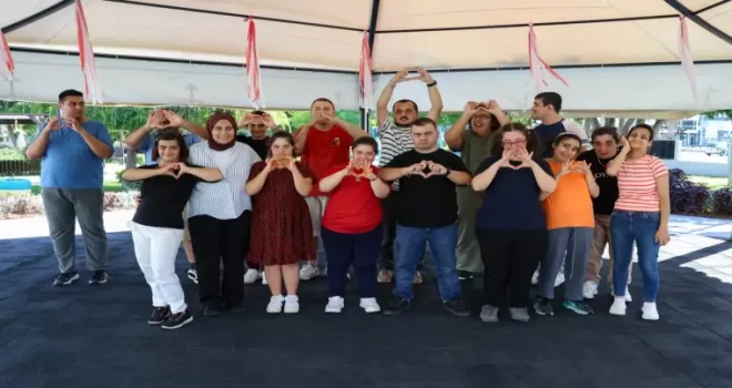 Mersin’de ’Engelsiz Yaşam’dan binlerce kişi faydalandı