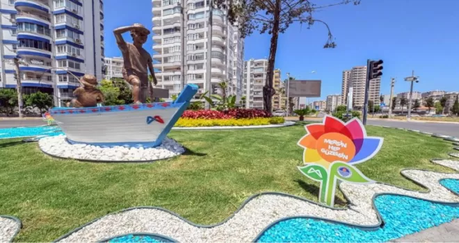 Mersin’de kent estetiğine yaz dokunuşu