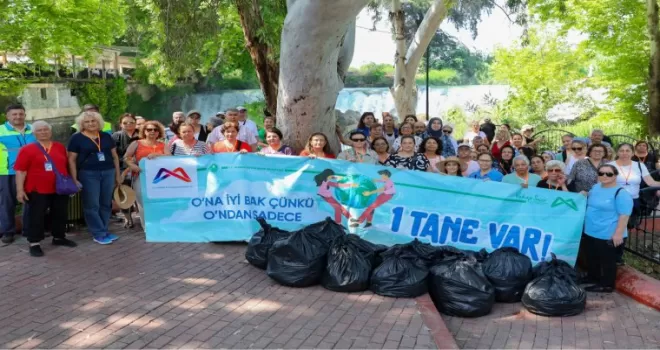 Mersin’de vatandaşlar çevre temizliği yaptı