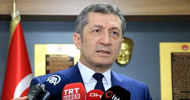 Milli Eğitim Bakanı Selçuk: Mavi Balina ya da Momo siber saldırıdır