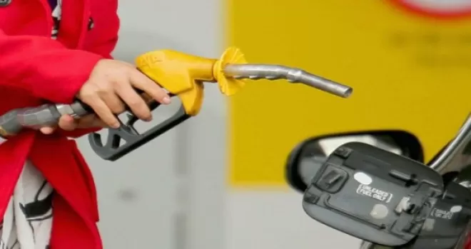 Motorinin litre satış fiyatına 9 kuruş indirim