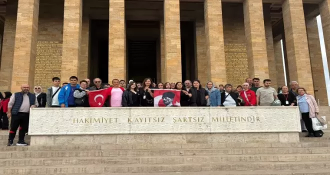 Mudanya ve Nilüfer’den Anıtkabir’e anlamlı ziyaret... Sevgi engel tanımadı