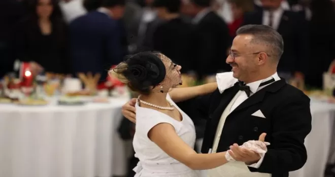 Muğla’da Cumhuriyet Balosu’nda 102 yıllık coşku