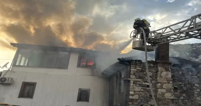 Muğla itfaiyesi bayram tatilinde 121 olaya müdahale etti